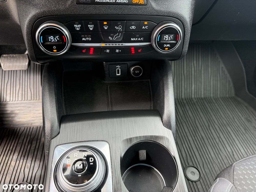 Ford Focus 1.5 EcoBoost Start-Stopp-System COOL&CONNECT - 12