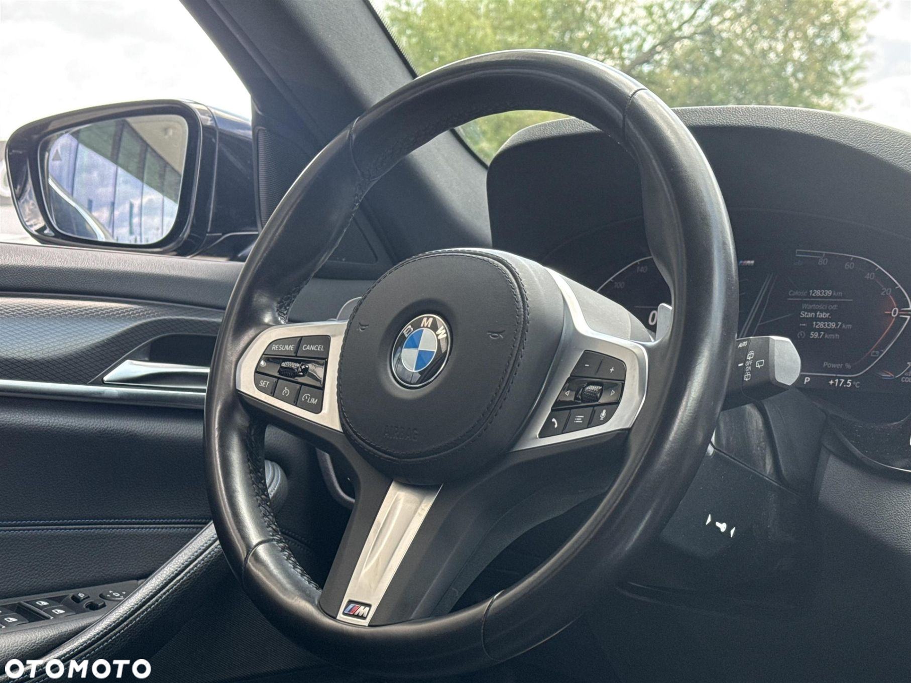 BMW Seria 5 520d xDrive - 9