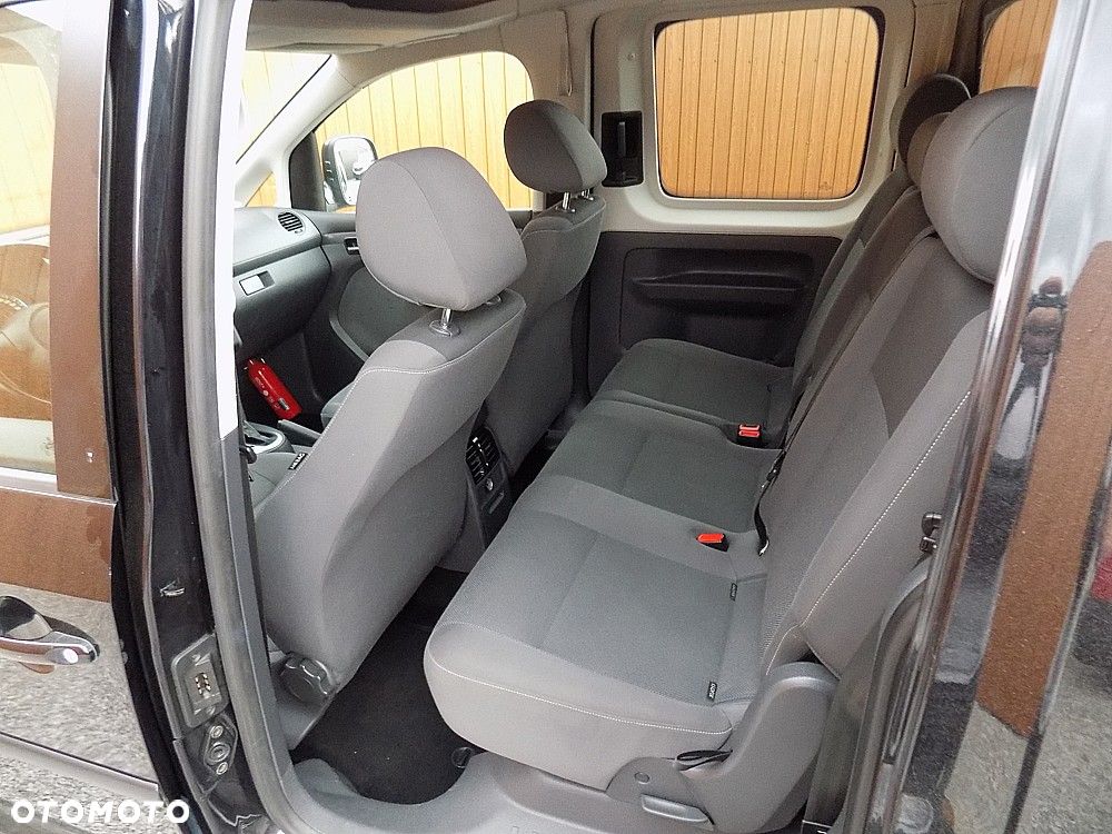 Volkswagen Caddy Maxi Comfortline DSG - 6