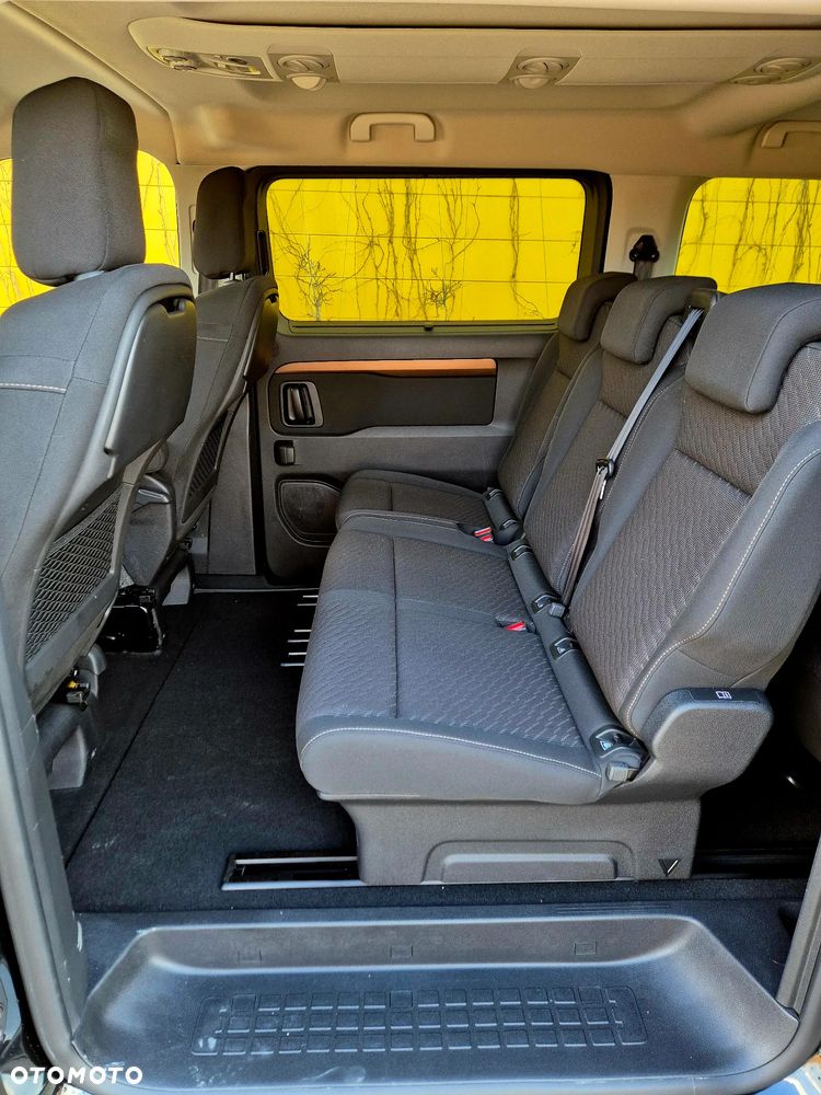 Toyota Proace Verso - 17