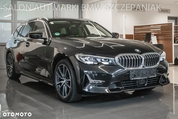 BMW Seria 3 320d xDrive Luxury Line