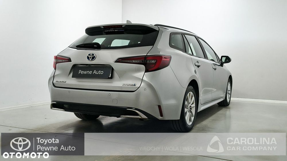 Toyota Corolla 1.8 Hybrid Comfort - 28