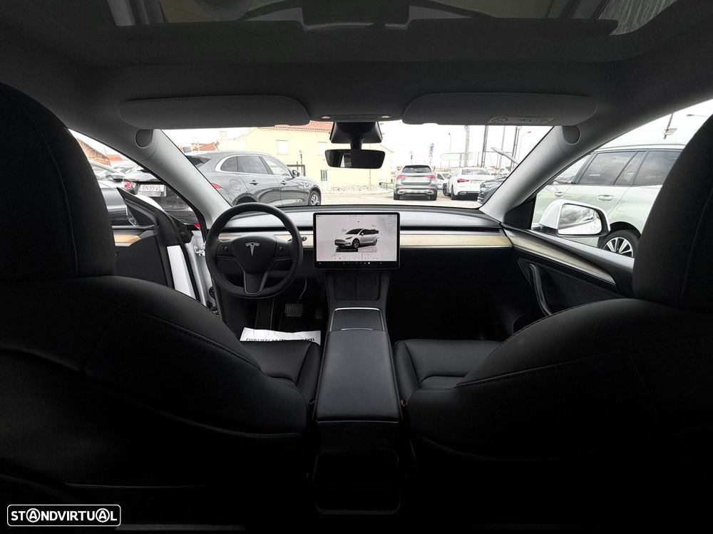 Tesla Model Y Tração Traseira - 13