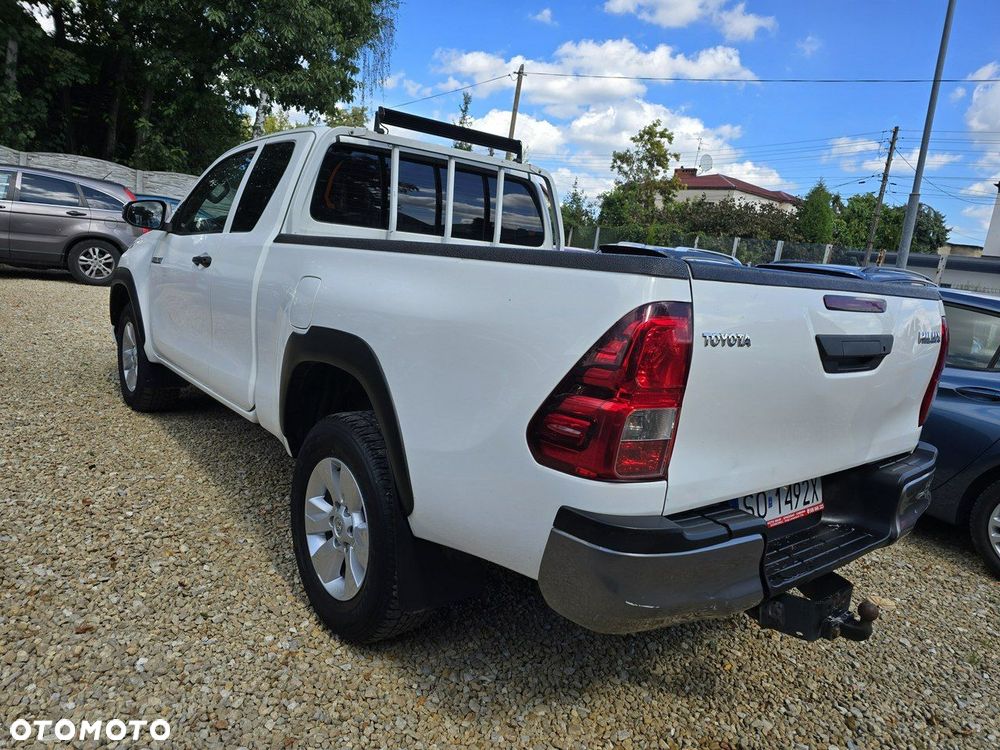 Toyota Hilux 2.4 D-4D Double Cab DL 4x4 - 29