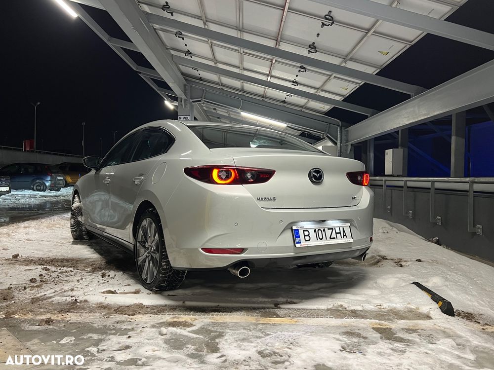 Mazda 3 e-Skyactiv G140 MHEV Center-Line - 4
