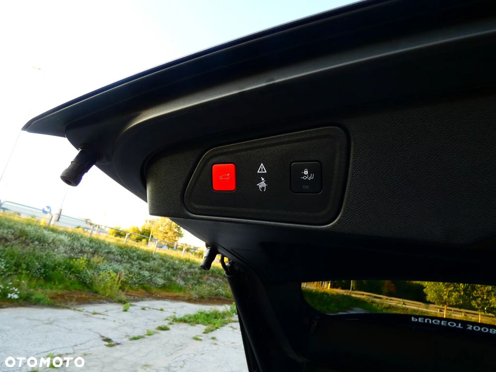 Peugeot 3008 BlueHDi 180 Stop & Start EAT6 GT - 23