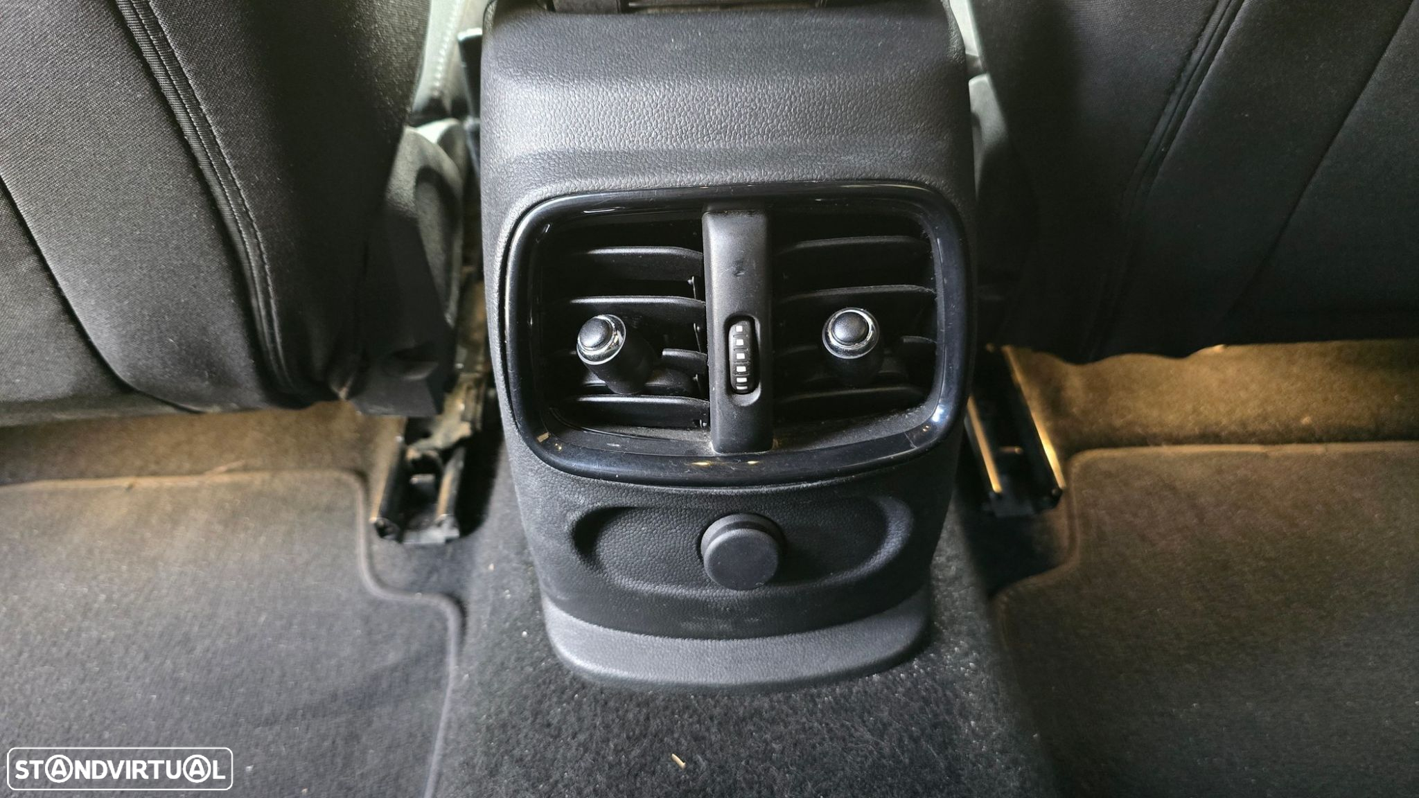 MINI Clubman One D - 44