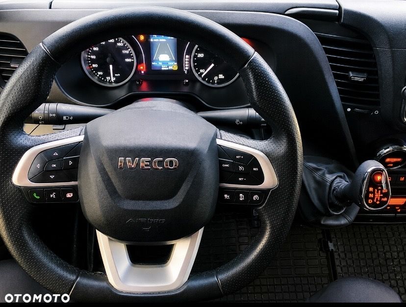 Iveco Daily 35 S18 + Przyczepa - 7