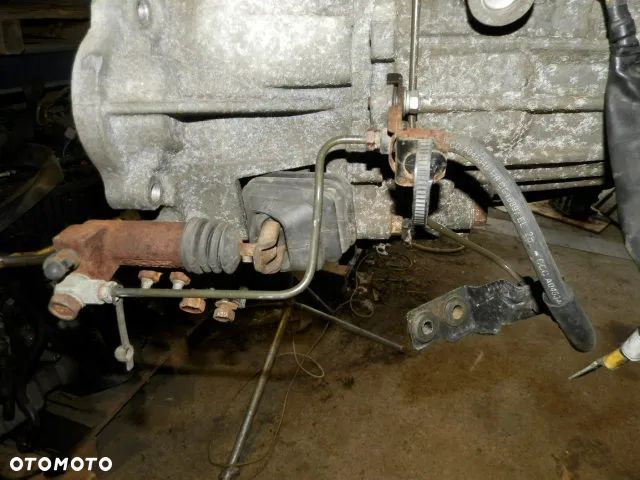 SKRZYNIA BIEGÓW MANUALNA PRZEWOD WYSPRZEGLIKA HYUNDAI I30 KIA CEED 1.6 CRDI M56CF2 S71767  / 70 TYS KM - 8