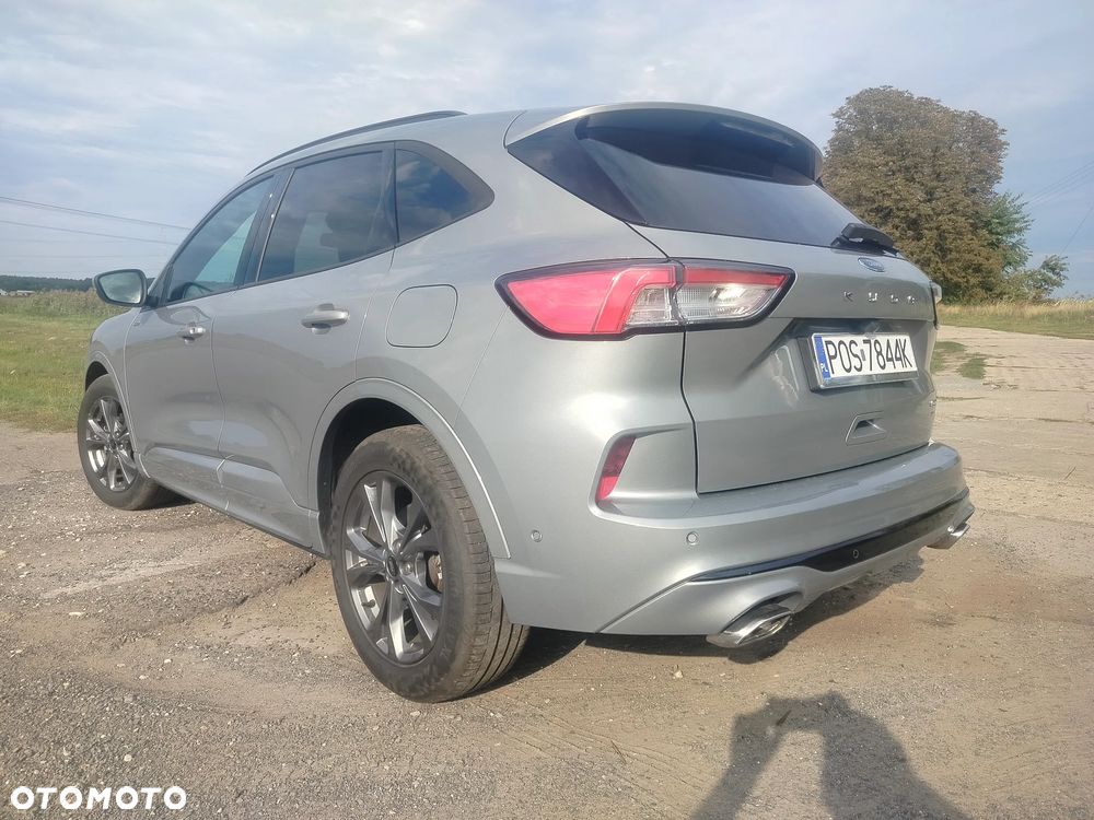 Ford Kuga 2.5 Duratec FHEV ST-LINE - 9
