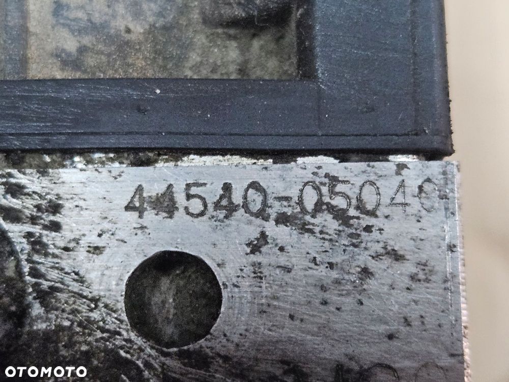 toyota avensis t25 03-08 pompa abs 44540-05040 - 2