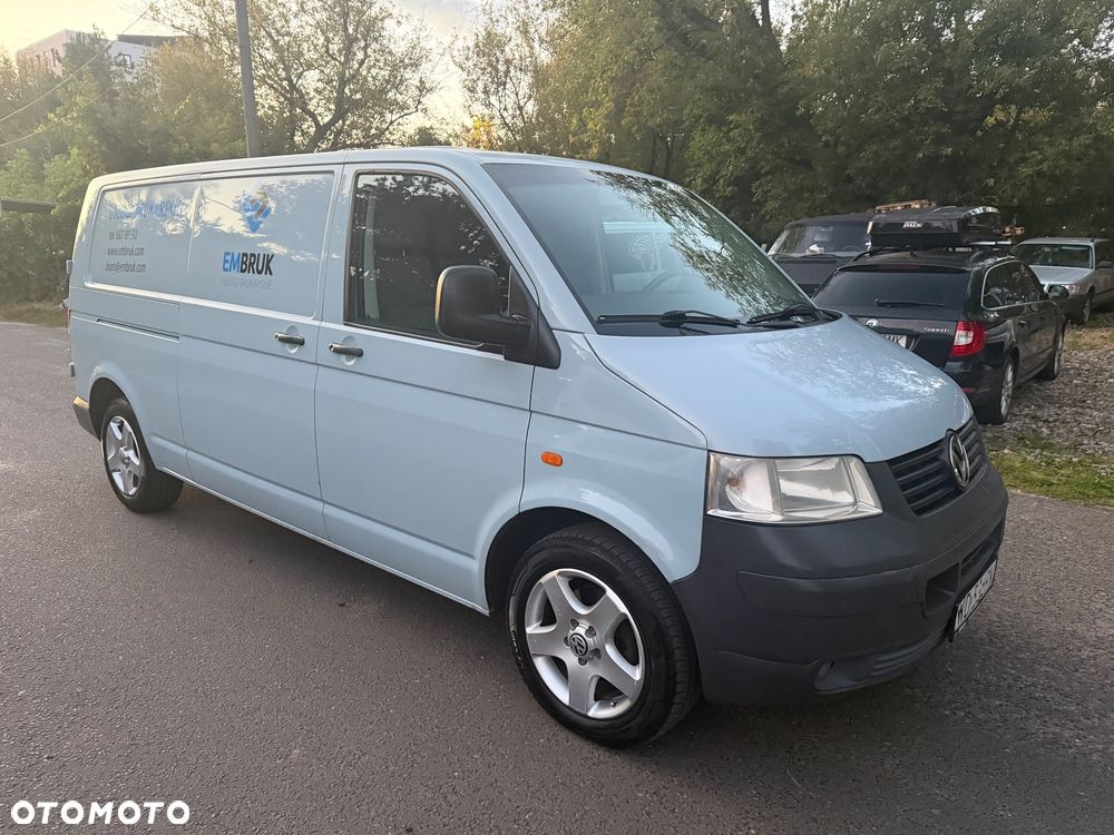 Volkswagen Transporter - 1