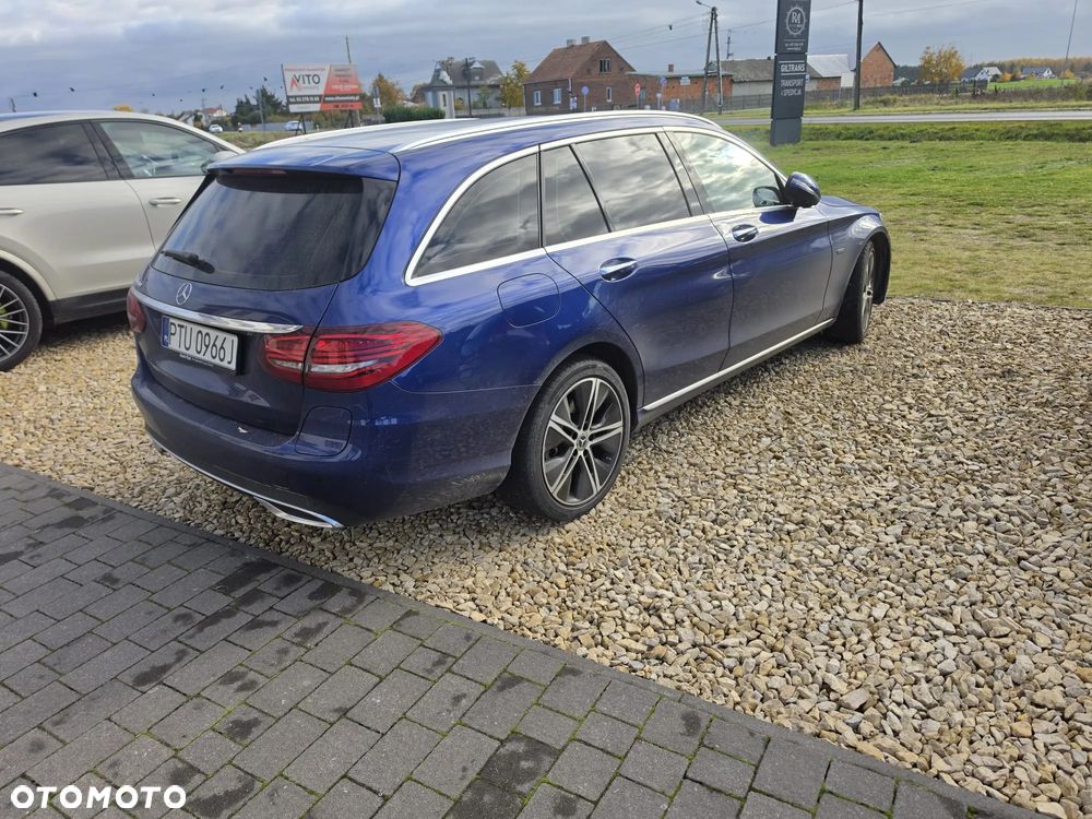 Mercedes-Benz C-Class 2020 photo 3