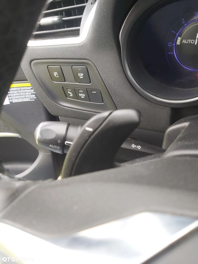 Citroën C4 e-HDi 115 ETG6 Exclusive - 31