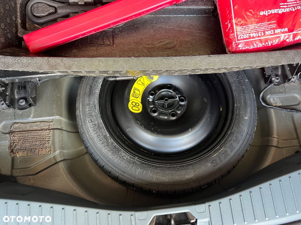 Ford Grand C-MAX 1.6 Titanium - 31