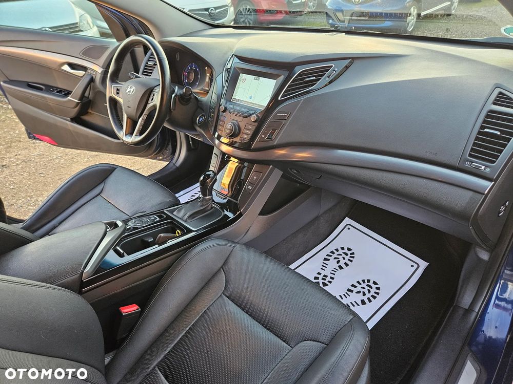 Hyundai i40 Kombi blue 1.6 CRDi DCT Space Plus - 22