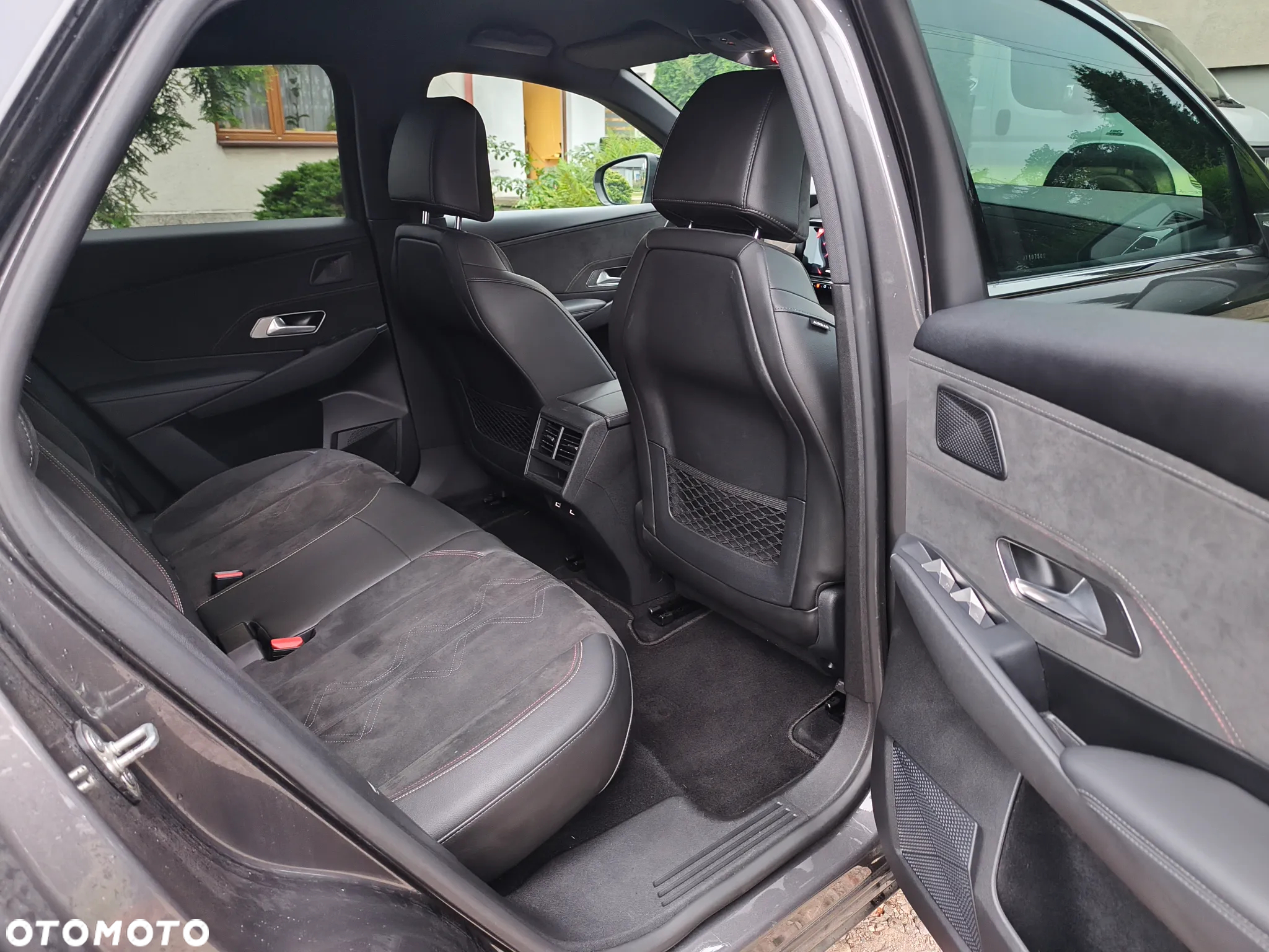 DS Automobiles DS 7 Crossback 2.0 BlueHDi Performance Line + - 16