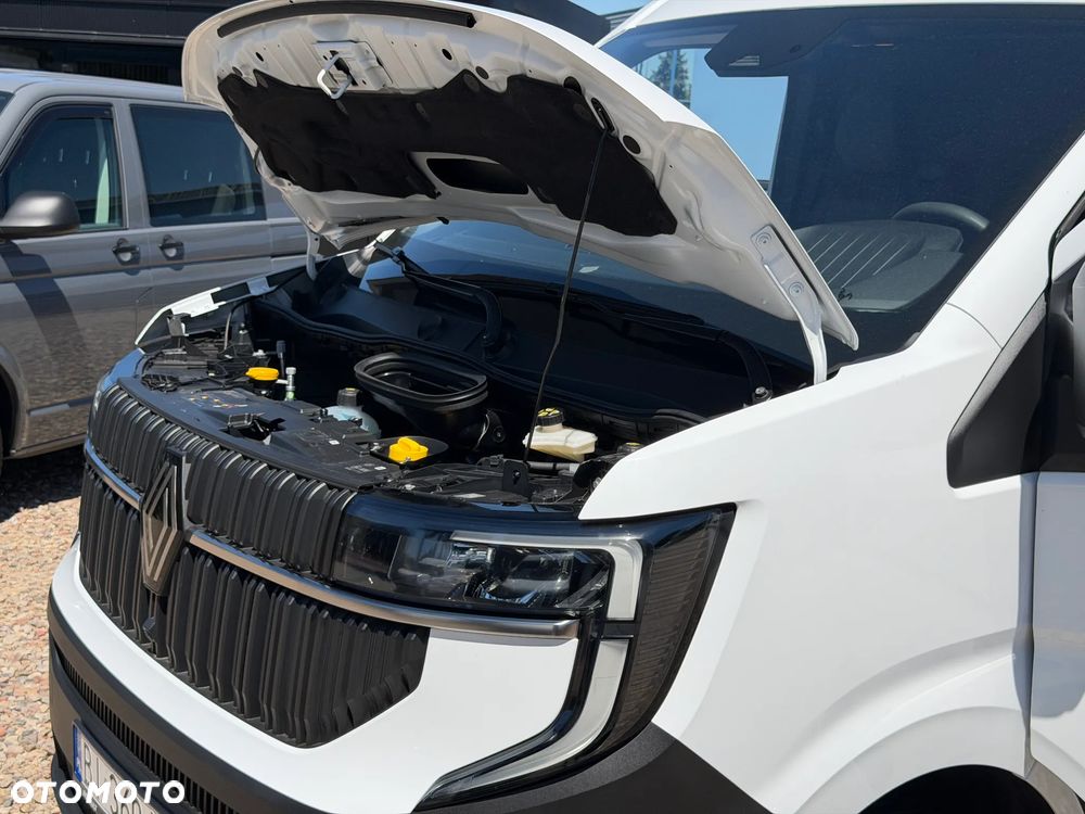 Renault NOWY MASTER L3H2 HOMOLOGACJA cięż. VAT-1 Duża ŁADOWNOŚĆ 1259kg Długa paka 3800mm Objętość 13m3 SPRAWDZONY TRWAŁY SILNIK 2.0DCI ROZRZĄD NA ŁAŃCUCHU Salon Polska Pierwszy wł. Eksploatowany w trasie auto Jak Nowe Gwarancja Fabryczna Renault! - 36