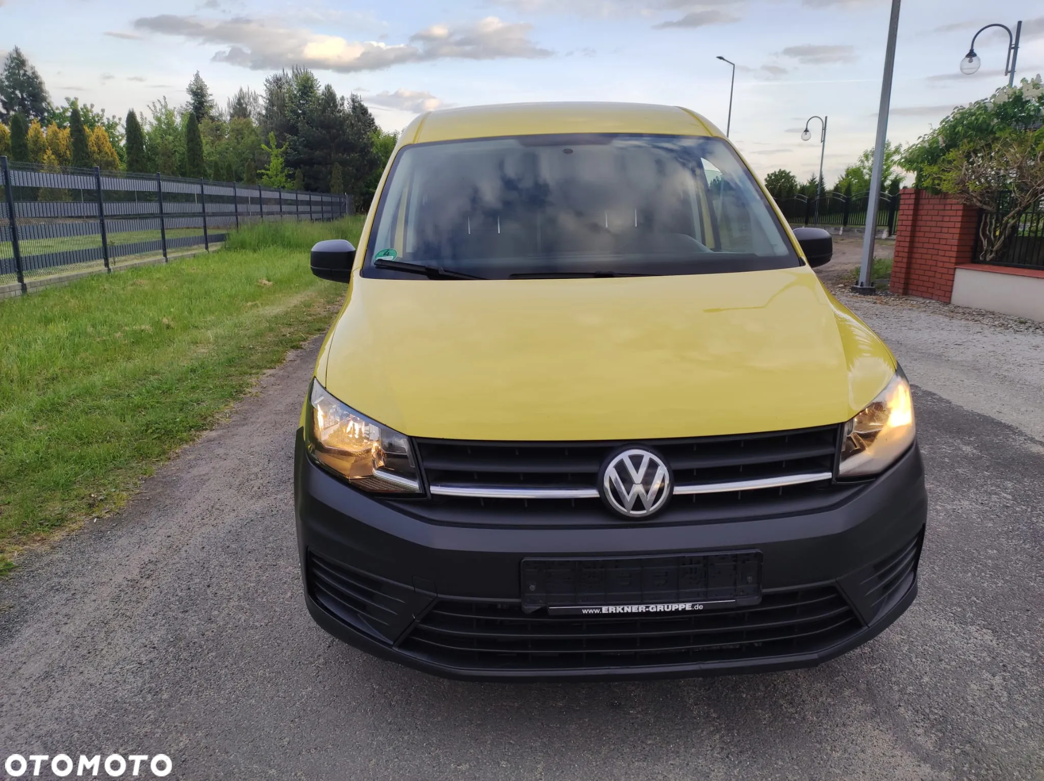 Volkswagen Caddy Maxi - 2