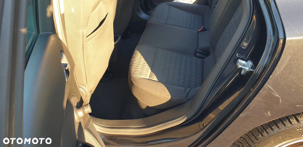 Opel Astra 1.6 Active - 22