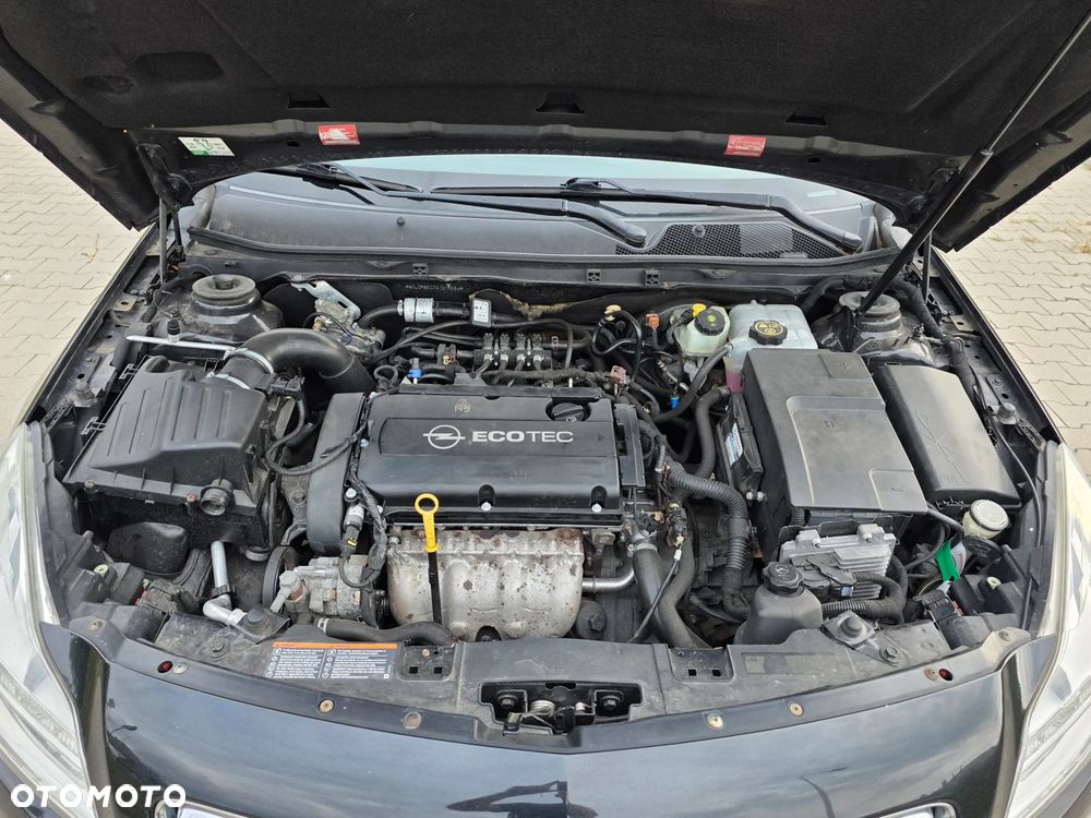 Opel Insignia - 11
