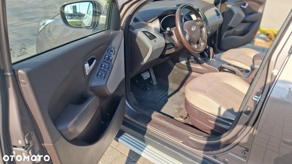 Hyundai ix35 2.0 GDI Premium 2WD - 19