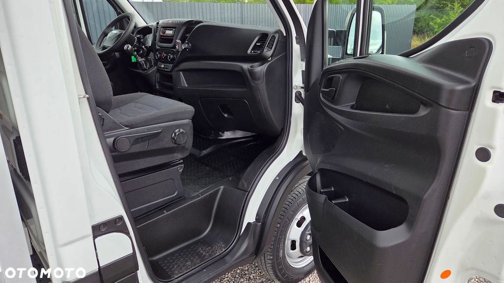 Iveco Daily - 27