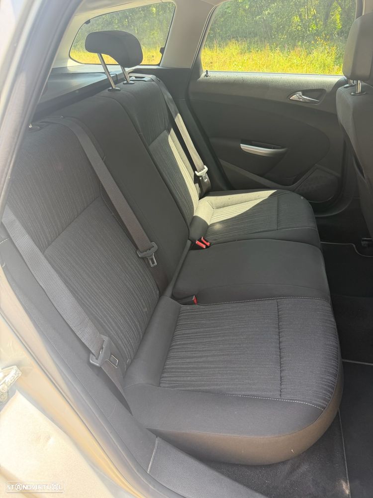 Opel Astra Sports Tourer 1.3 CDTi Selection S/S - 12
