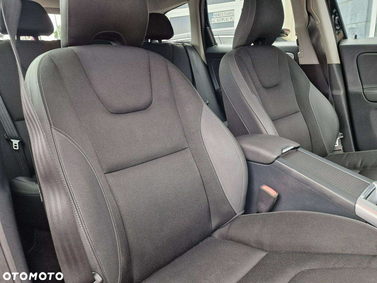 Volvo XC 60 D4 Geartronic Momentum - 23