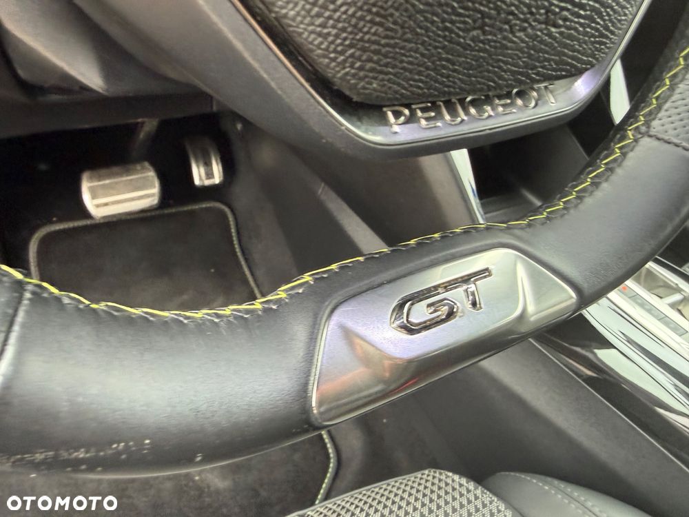 Peugeot 2008 PureTech 130 GT S&S EAT8 - 19