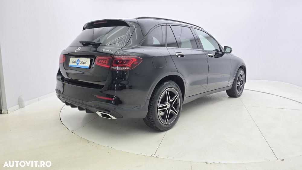 Mercedes-Benz GLC - 8