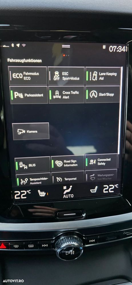 Volvo V60 D3 Momentum Pro - 13