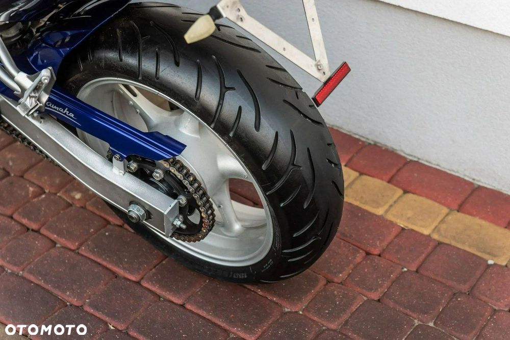 Yamaha FZ - 8