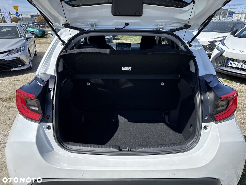 Toyota Yaris Hybrid 1.5 Style - 14