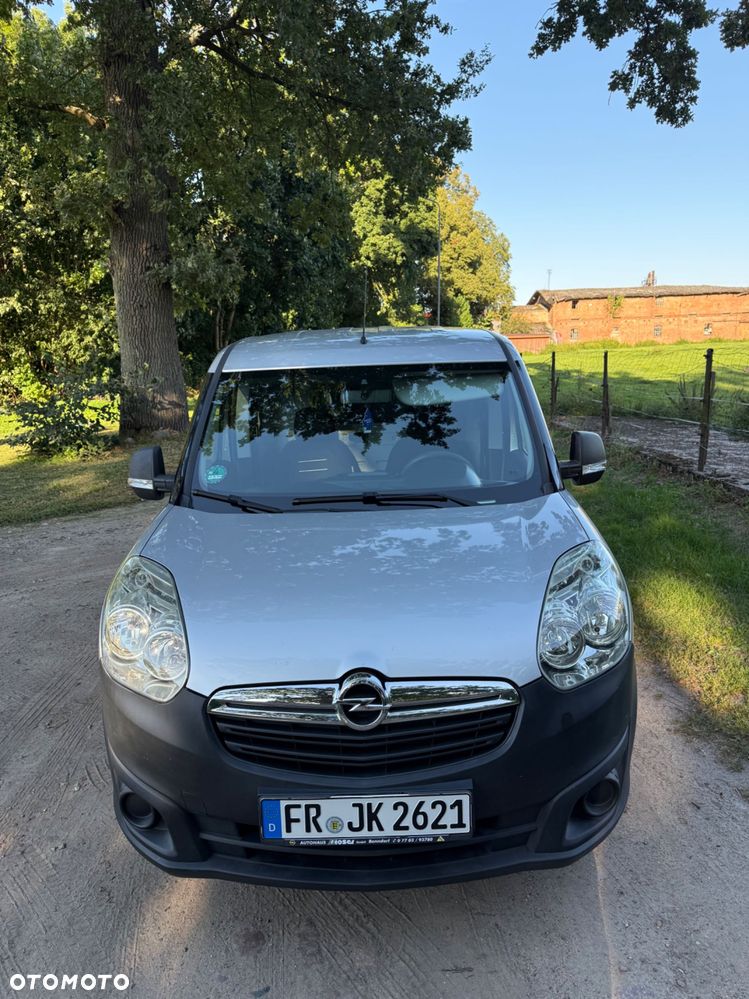 Opel Combo - 1