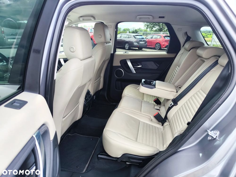 Land Rover Discovery Sport - 15