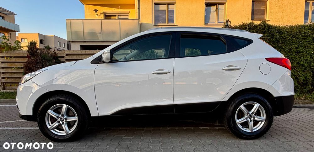 Hyundai ix35 1.6 2WD Fifa World Cup Edition - 14