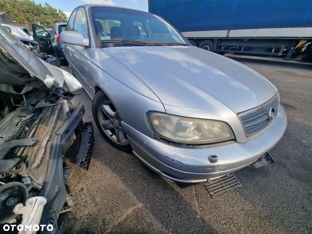 Opel Omega 2.5TD 2001r. 106KW Cały na części