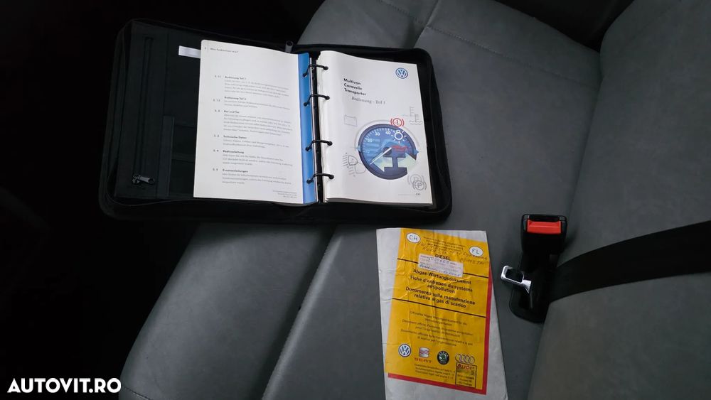 Volkswagen Transporter Caravelle Syncro 7DC2Y5 - 19