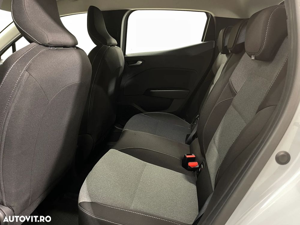 Renault Clio V Blue dCi 100 Evolution - 11