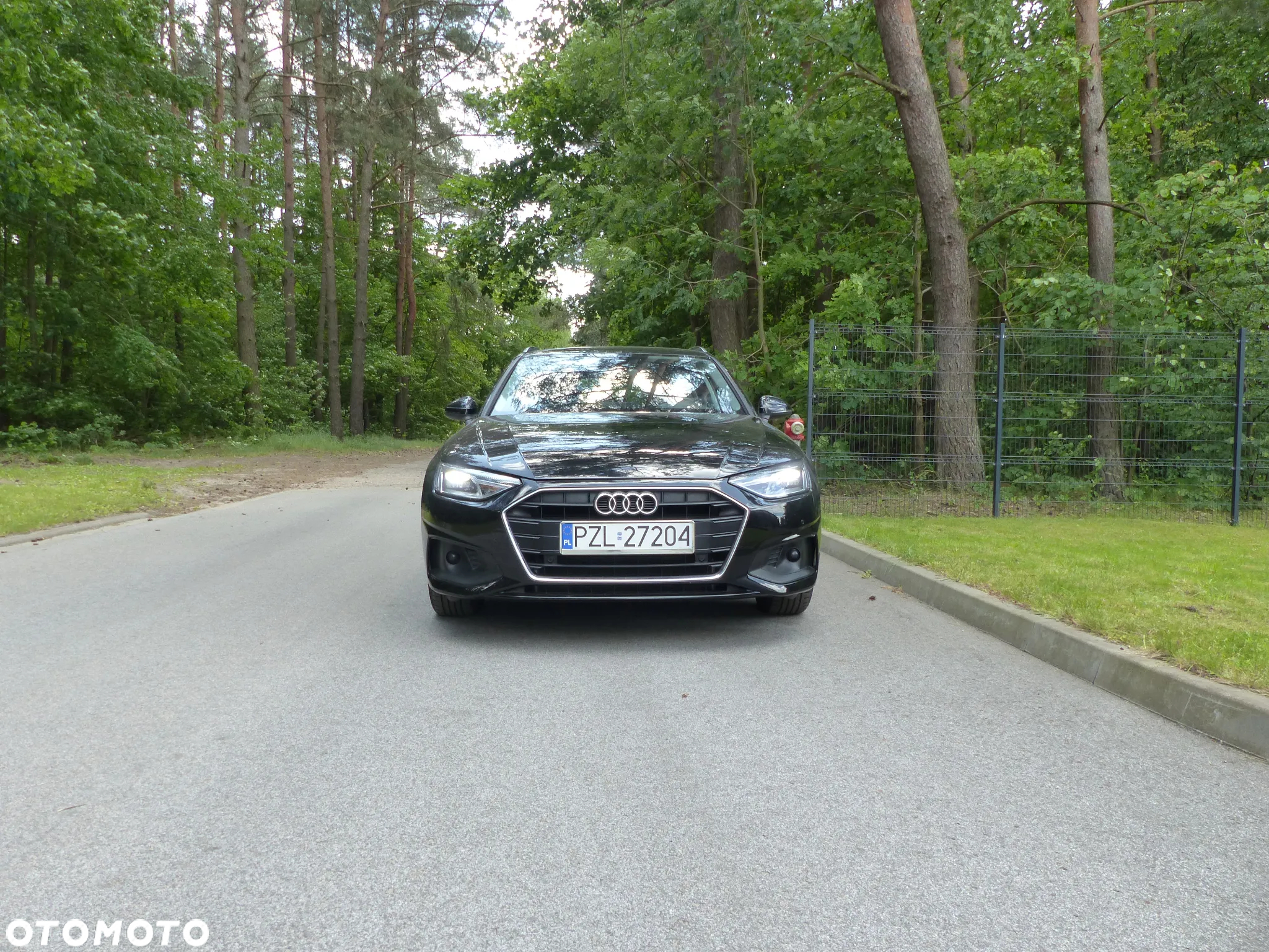 Audi A4 Avant 30 TDI S tronic - 2