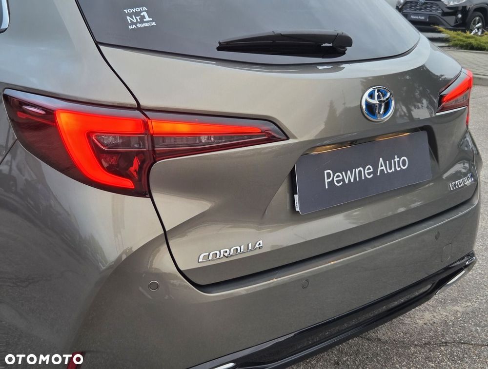 Toyota Corolla 2.0 Hybrid Style - 12