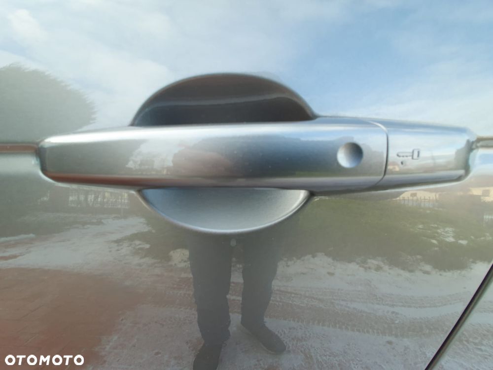 Land Rover Discovery Sport 2.0 P250 mHEV HSE - 27