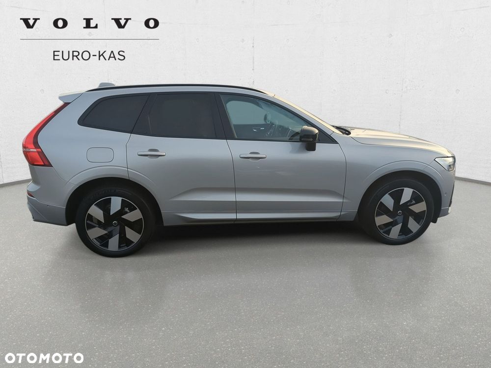 Volvo XC 60 - 4