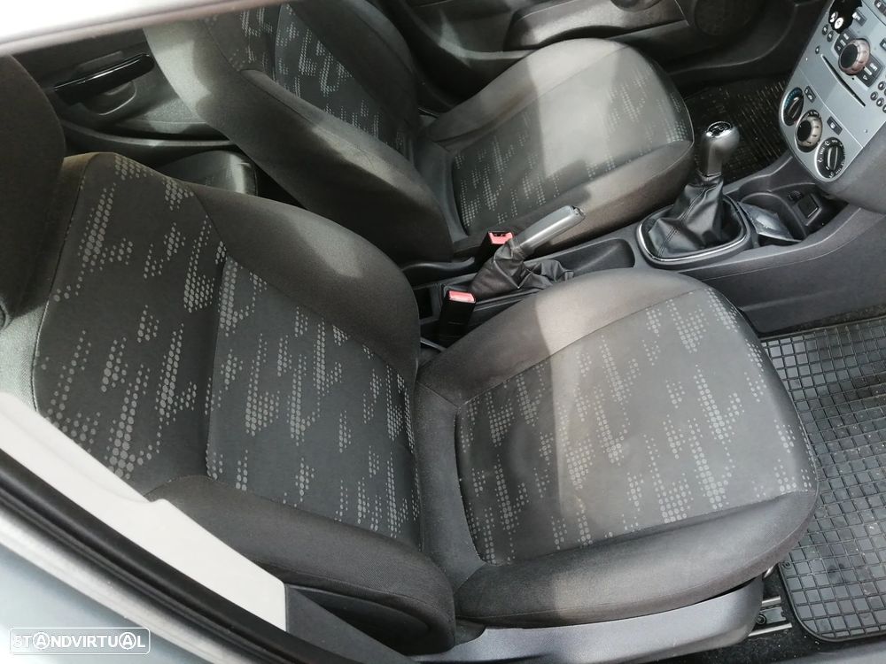 Opel Corsa 1.2 Enjoy - 9