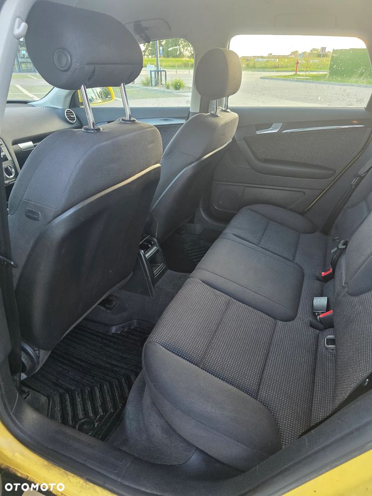 Audi A3 Sportback 1.6 FSI Ambiente - 16