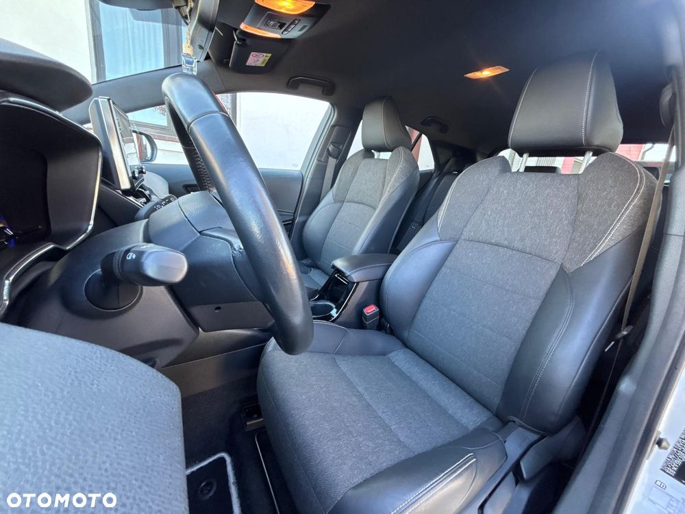 Toyota Corolla - 14