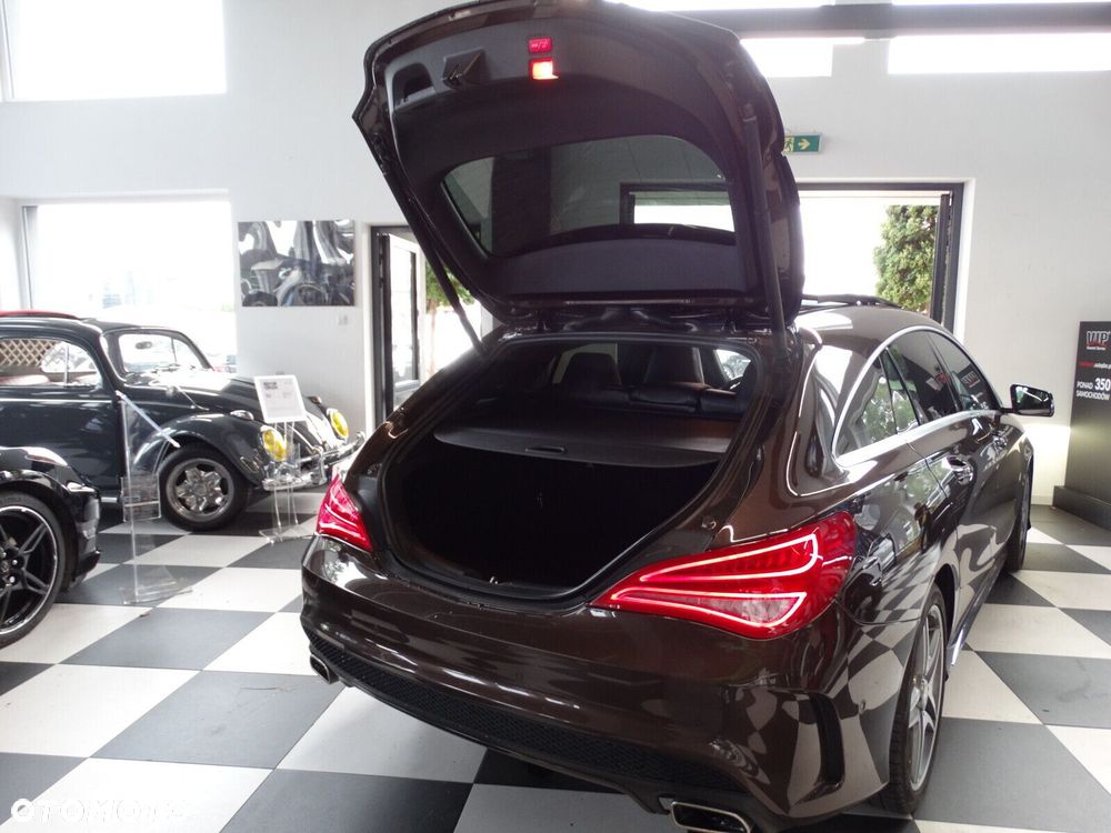 Mercedes-Benz CLA - 33