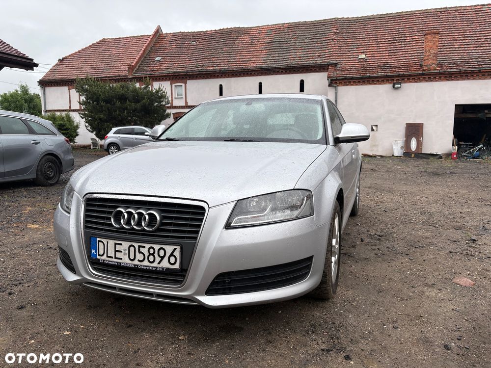 Audi A3 Sportback 1.8 TFSI Attraction - 2