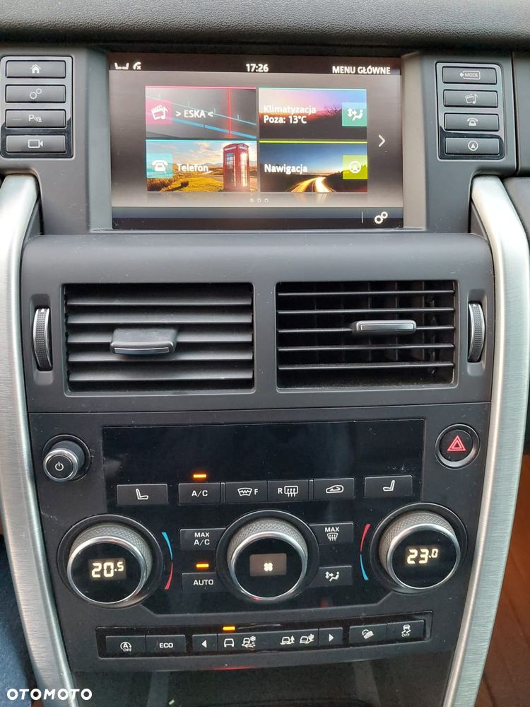 Land Rover Discovery Sport 2.0 Si4 HSE Luxury - 17